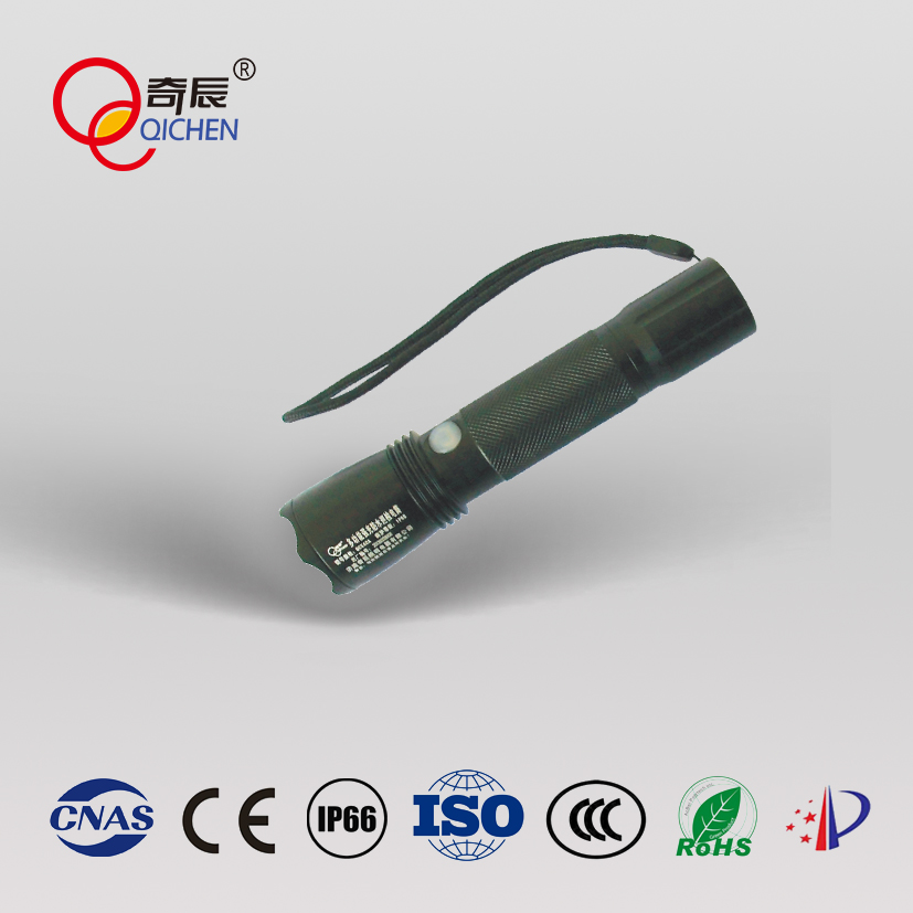 多功能强光防水巡检电筒QC540A